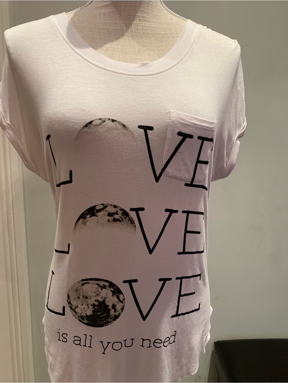 🩷LOVE PEACE AND LAZY DAYS🩷NWT! ROUND NECK, ROLLED SLEEVES. EXCELLENT CONDITION! - Picture 10 of 11